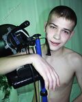 John - 19nitten, 19zone - Latino