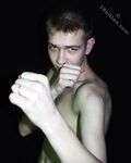 John - 19nitten, 19zone - Latino