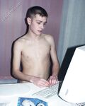 John - 19nitten, 19zone - Latino
