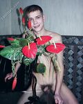 John - 19nitten, 19zone - Latino