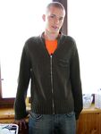 Jonnie - 19nitten, 19zone - Latino