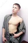 Joshua - 19nitten, 19zone - Latino