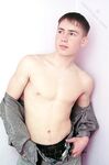Joshua - 19nitten, 19zone - Latino