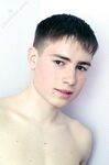 Joshua - 19nitten, 19zone - Latino