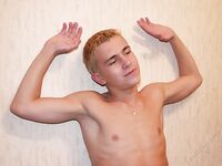 Kenneth - 19nitten, 19zone - Masturbation