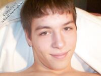 Kirjan - 19nitten, 19zone - Latino