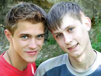 Kornil & Stasic - 19nitten, 19zone - Twinks