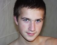 Kot - 19nitten, 19zone - Latino
