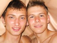 Kristian & Albert - 19nitten, 19zone - Masturbation