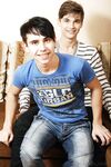 Larion & Darron - 19nitten, 19zone - Twinks