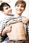 Larion & Darron - 19nitten, 19zone - Twinks