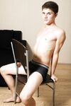 Leon 2 - 19nitten, 19zone - Masturbation