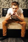 Lionel - 19nitten, 19zone - Latino