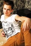 Lionel - 19nitten, 19zone - Latino