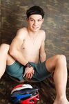 Lukas - 19nitten, 19zone - Russian