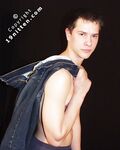 Mefis - 19nitten, 19zone - Latino