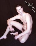 Mefis - 19nitten, 19zone - Latino