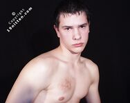 Mefis - 19nitten, 19zone - Latino
