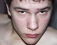 Mefis - 19nitten, 19zone - Latino