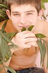 Micky 2 - 19nitten, 19zone - Latino