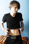 Mikel - 19nitten, 19zone - Latino