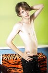Mikel - 19nitten, 19zone - Latino