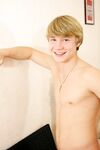 Nikolas - 19nitten, 19zone - Twinks