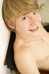 Nikolas - 19nitten, 19zone - Twinks