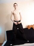 Norman - 19nitten, 19zone - Latino