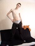 Norman - 19nitten, 19zone - Latino