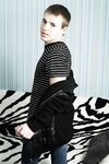 Ollie - 19nitten, 19zone - Masturbation