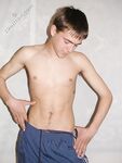 Remy - 19nitten, 19zone - Masturbation