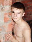 Rex - 19nitten, 19zone - Latino