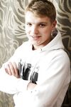 Rickie - 19nitten, 19zone - Masturbation