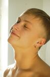 Ron - 19nitten, 19zone - Twinks