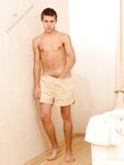 Sascha - 19nitten, 19zone - Latino
