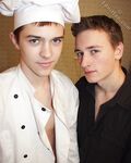 Stasic & Tima - 19nitten, 19zone - Solo