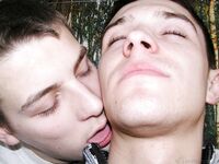 Sulev & Stasic - 19nitten, 19zone - Masturbation