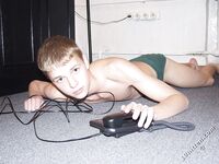 Terence 2 - 19nitten, 19zone - Twinks