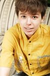 Tony - 19nitten, 19zone - Latino