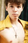 Tony - 19nitten, 19zone - Latino