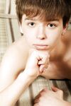 Tony - 19nitten, 19zone - Latino