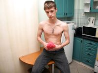 Valera - 19nitten, 19zone - Twinks