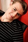 Valeri - 19nitten, 19zone - Masturbation