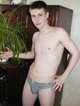 Vasili - 19nitten, 19zone - Latino
