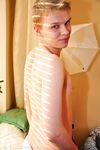 Venia - 19nitten, 19zone - Latino