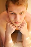 Venia - 19nitten, 19zone - Latino