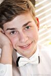 William 1 - 19nitten, 19zone - Latino