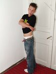 Willy - 19nitten, 19zone - Latino