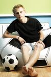 Yuliy 1 - 19nitten, 19zone - Masturbation